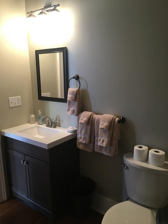 Cook Mansion Bed & Breakfast Montour Falls Екстер'єр фото