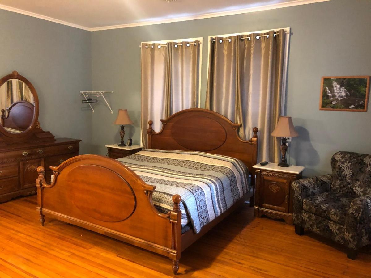 Cook Mansion Bed & Breakfast Montour Falls Екстер'єр фото